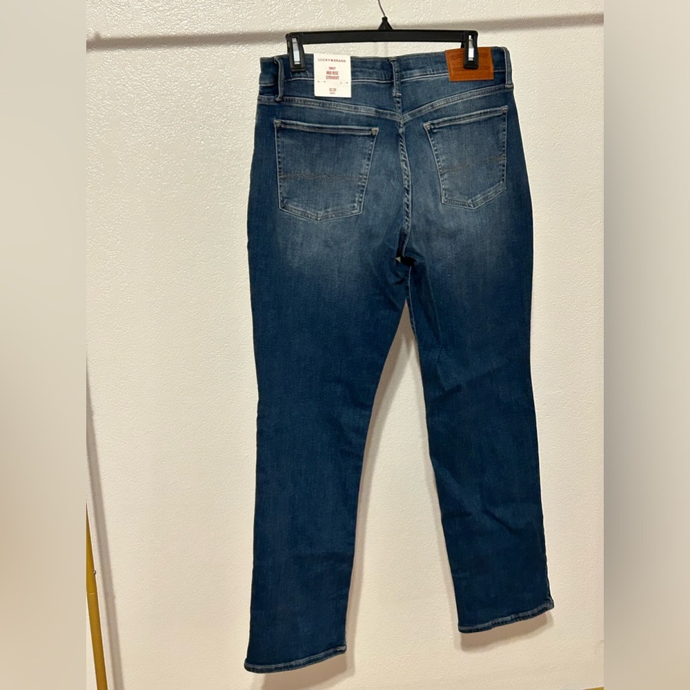 Lucky Brand Mid Rise Sweet Straight - Picture 3 of 5